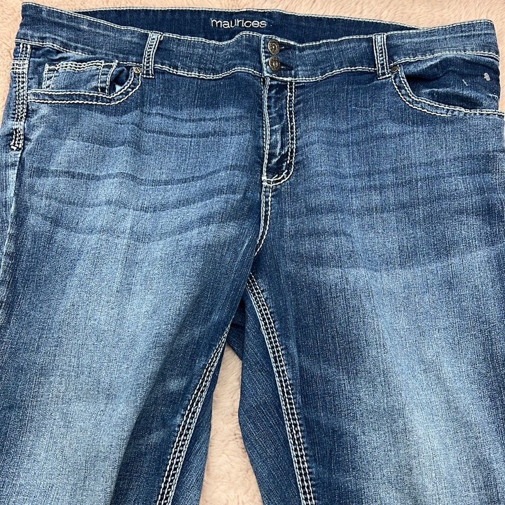 Maurice’s size 24 Capri denim